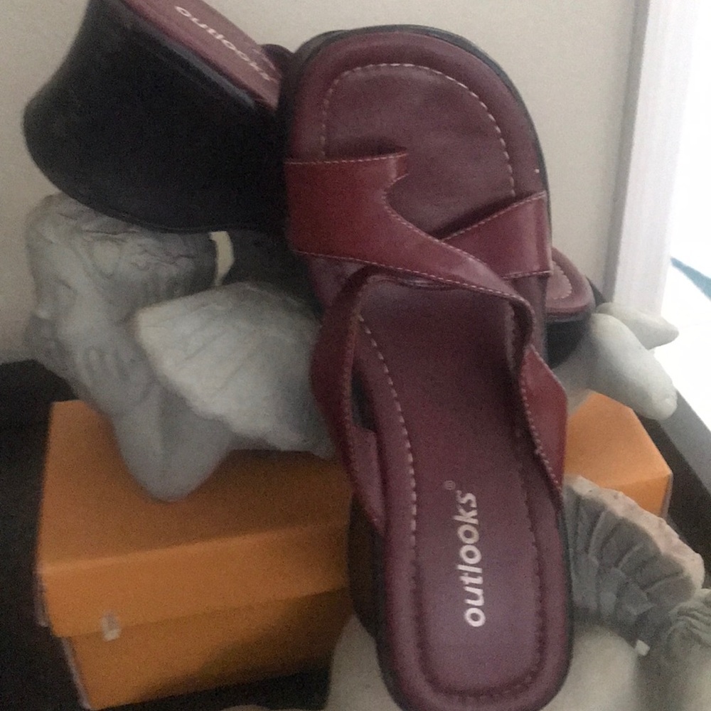 Platform sandals